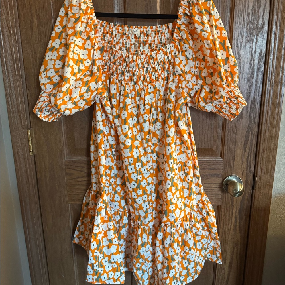Easel NWT- Floral Golden YellowPuff Sleeve Dress